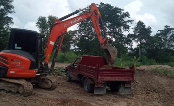 รถขุดให้เช่าปากช่อง